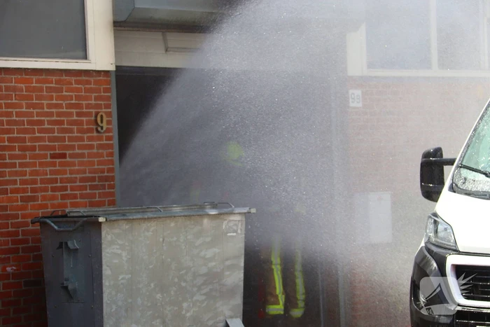 Brand in bijgebouw snel opgeschaald
