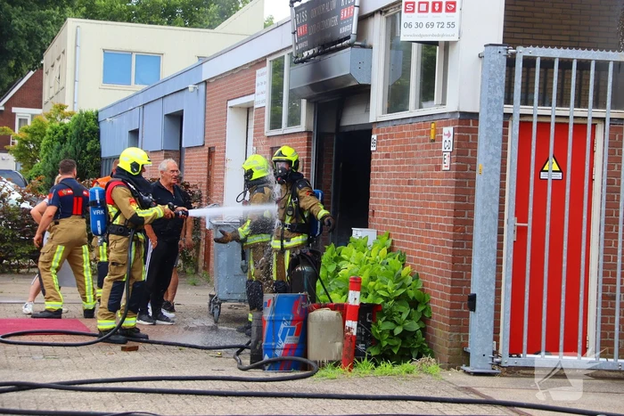 Brand in bijgebouw snel opgeschaald