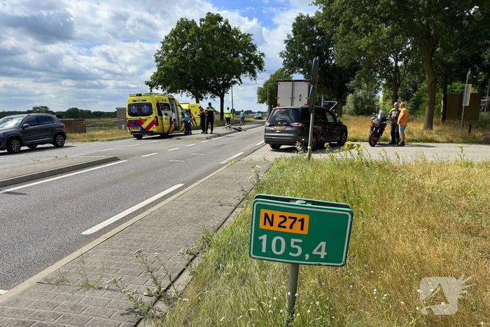 Botsing met vrachtwagen leidt tot zwaargewonde
