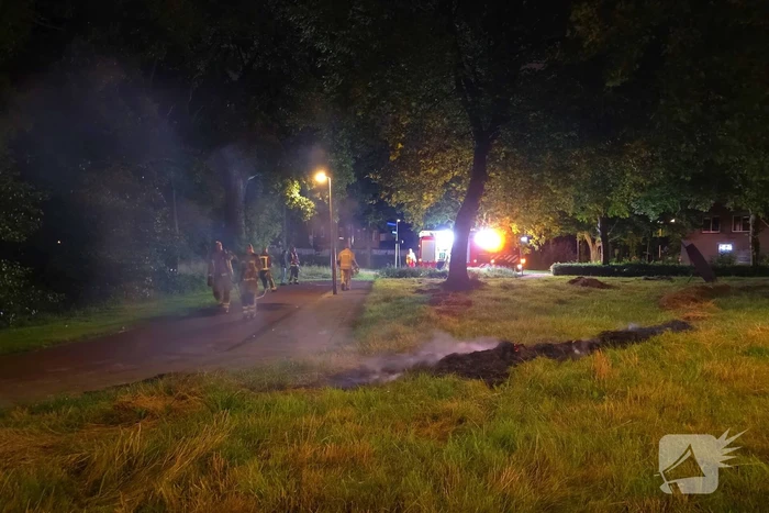 Buitenbranden op grasveld snel geblust