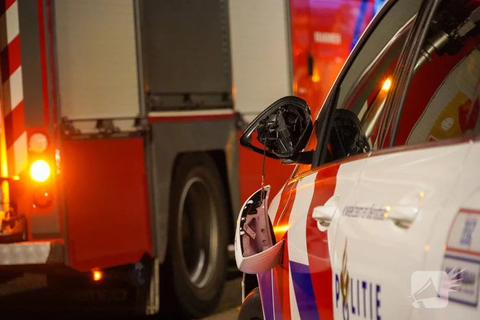 Voordeur van woning beschadigd na explosie