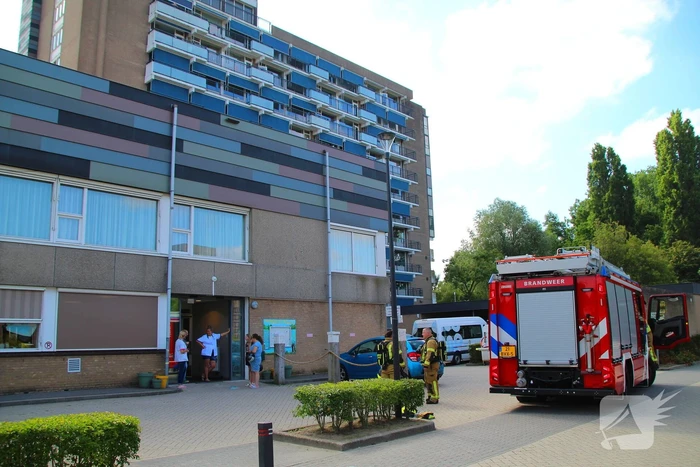 Brandweer schaalt op bij brandmelding in woon- en zorgcentrum