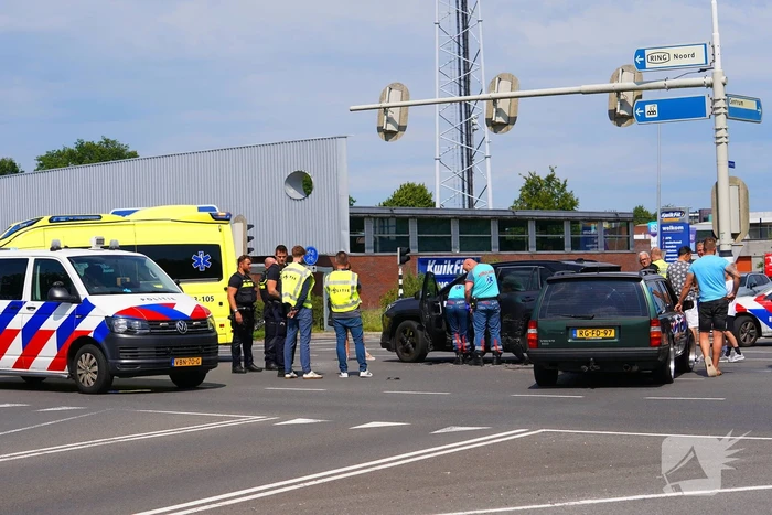 Gewonde bij ongeval met twee auto's