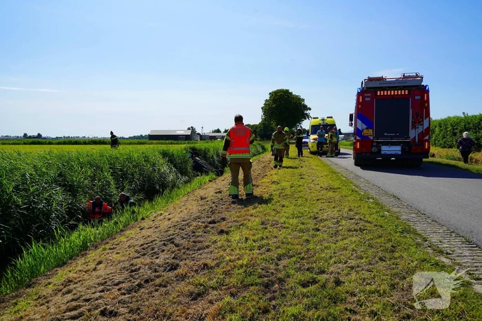Inzittenden verlaten ongevalslocatie