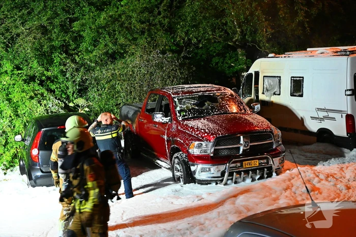 Voertuigbrand veroorzaakt grote schade