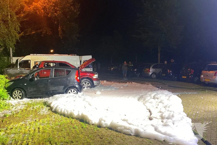 Voertuigbrand veroorzaakt grote schade