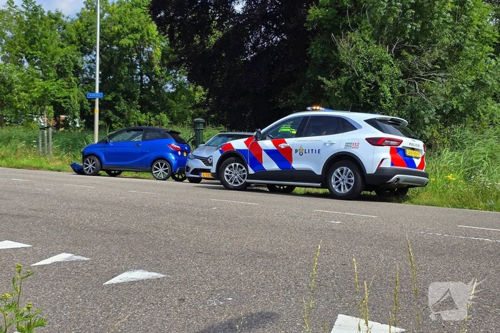 Ongeluk met tractor, auto en microcar