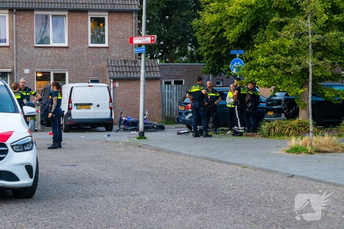 Crossmotorrijder vlucht en laat zwaargewonde fietser achter tijdens achtervolging