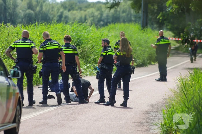 Steekincident tijdens beroving zorgt voor gewonde en arrestatie