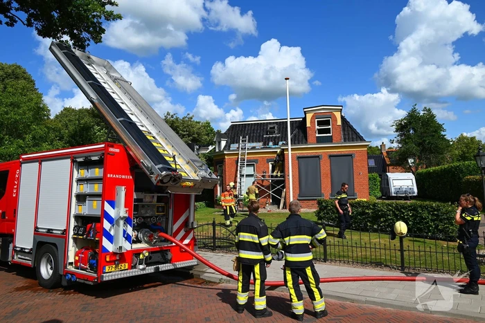 Werkzaamheden met brander leidt tot dakbrand