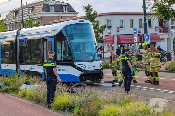Grote inzet hulpdiensten bij ongeval met tram en fiets
