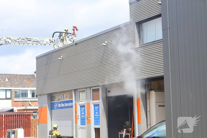 Grote brand in bedrijfsverzamelgebouw
