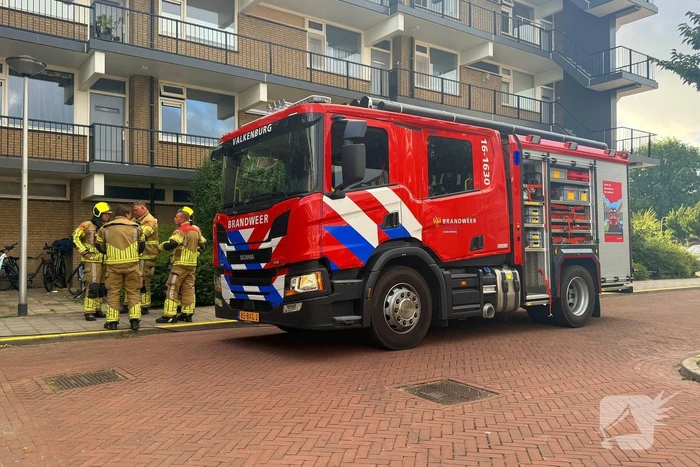 Brandweer ventileert schuren na melding
