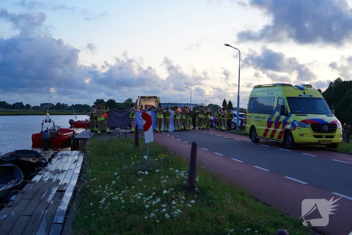 Drenkeling uit water gehaald door brandweerduikers