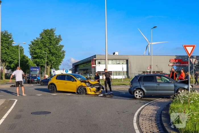 Vijf voertuigen betrokken in ongeval met letsel