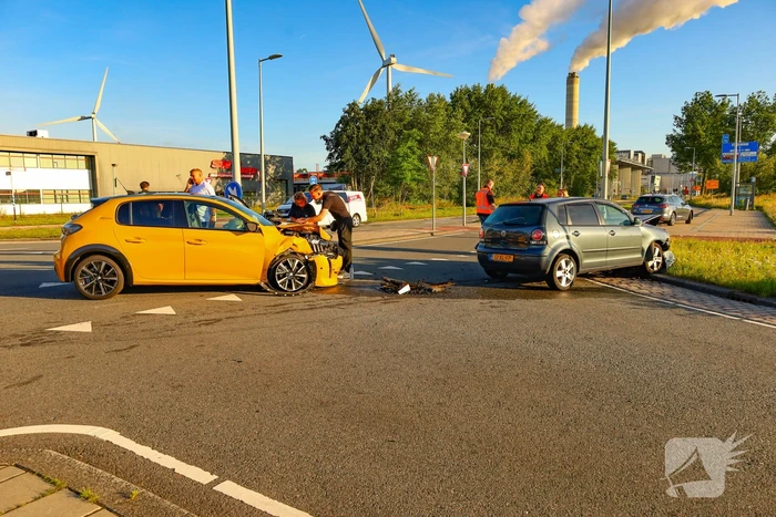 Vijf voertuigen betrokken in ongeval met letsel