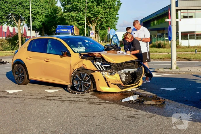 Vijf voertuigen betrokken in ongeval met letsel