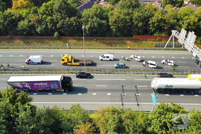 Rijbanen afgesloten na ongeluk