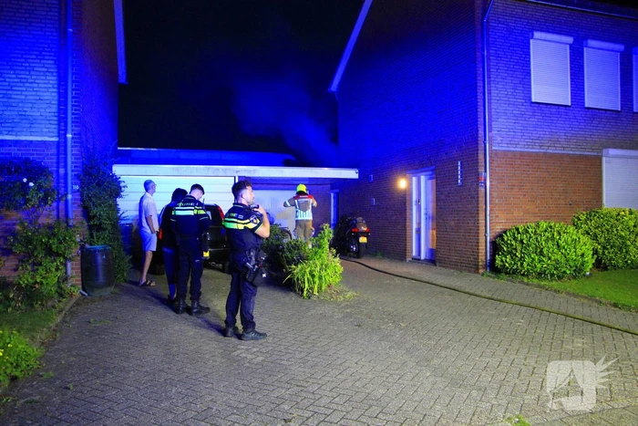 Veel rookontwikkeling in woning door vergeten pan op fornuis