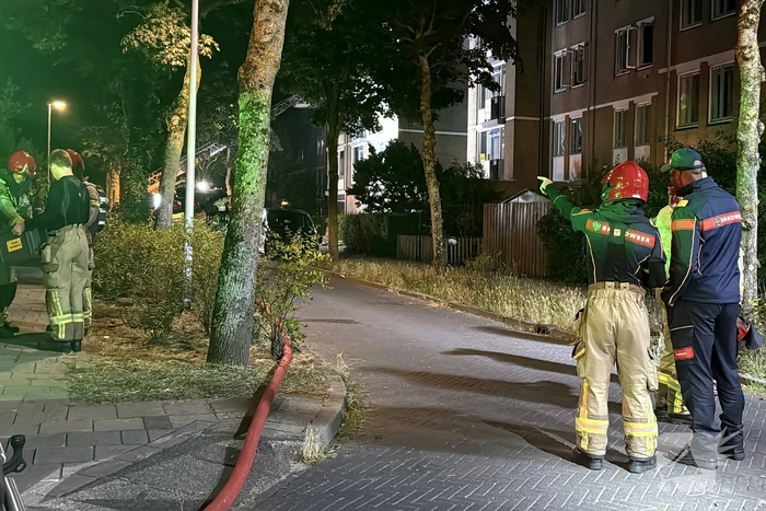 Brand na mogelijke explosie in nachtelijke uren