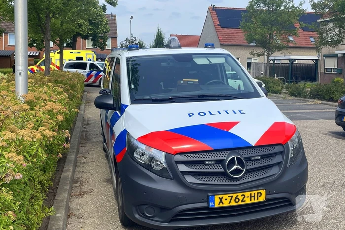 Traumahelikopter landt in woonwijk