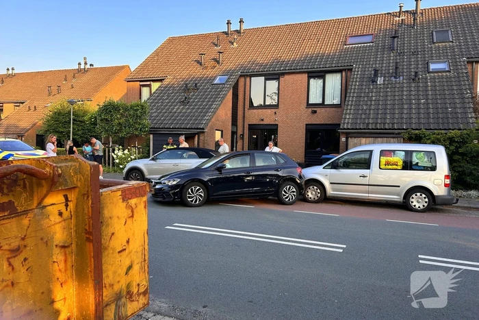 Auto total-loss na botsing