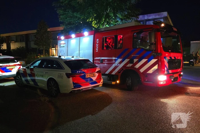Brandweer opent garagebox na melding van ruzie