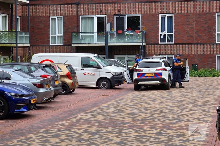 Meerdere banden lek gestoken van bedrijfsbus