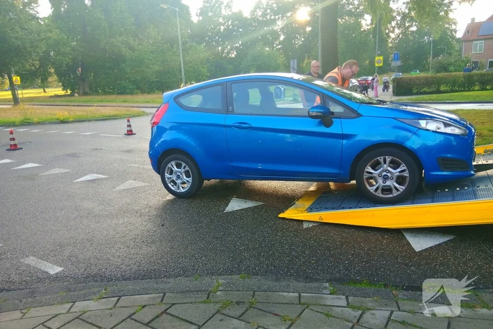 Veel schade bij aanrijding tussen twee voertuigen