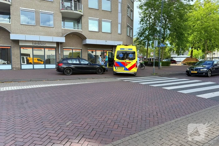 Fietser gewond na aanrijding met auto