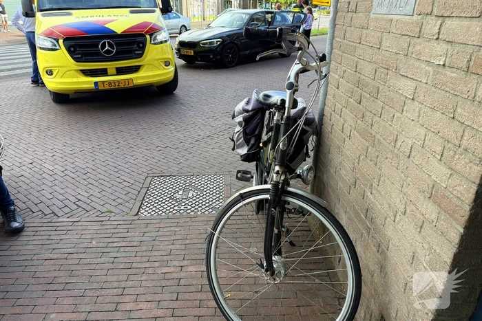 Fietser gewond na aanrijding met auto