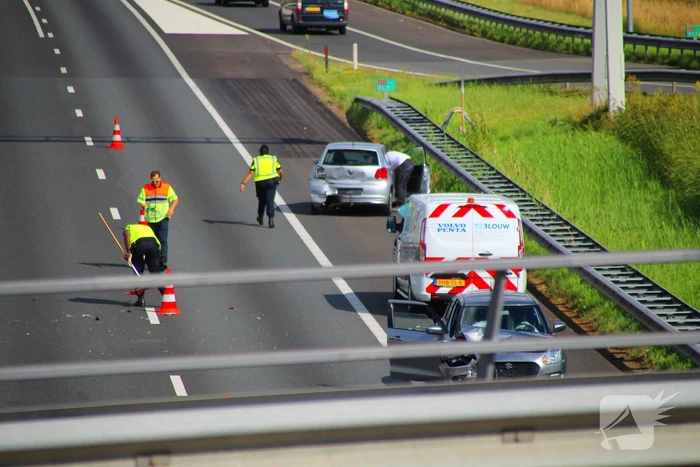 Snelweg dicht na fors ongeval
