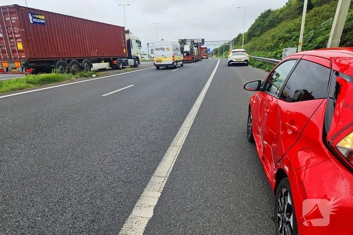 ongeval rijksweg a15 r 60,8 barendrecht