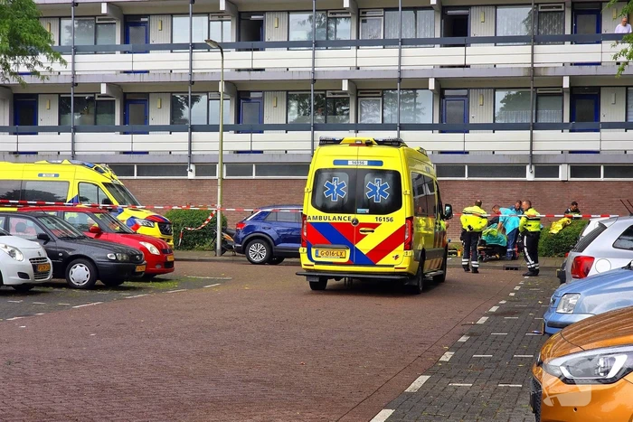 Persoon spoedig naar ziekenhuis
