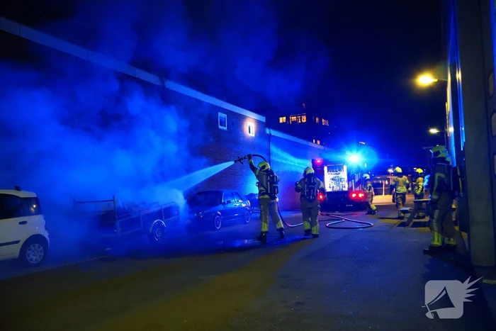 Alerte bewoner meldt vlammen vanaf industrieterrein