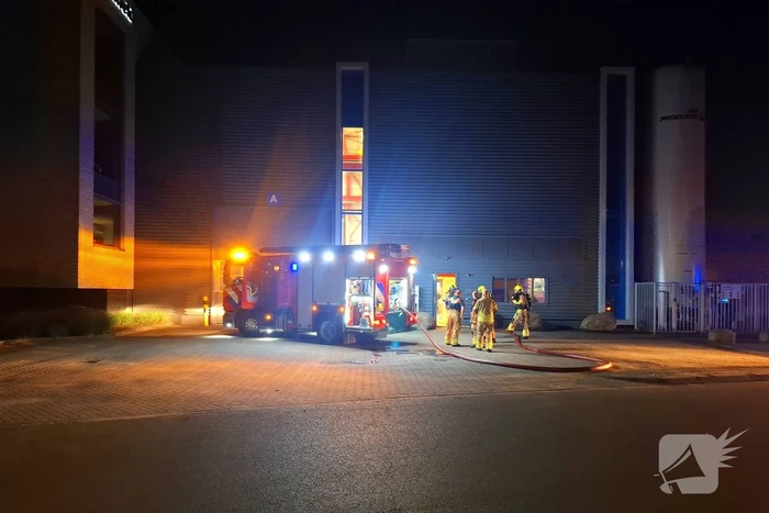 Brand in fabriek snel onder controle
