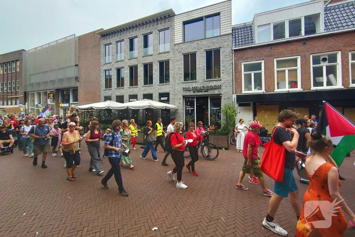 Demonstratie tegen hongersnood trekt aandacht