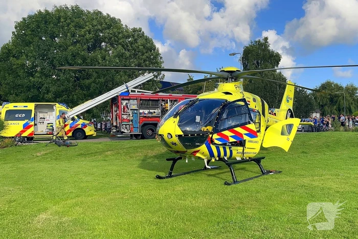 Brommerrijder zwaargewond bij aanrijding