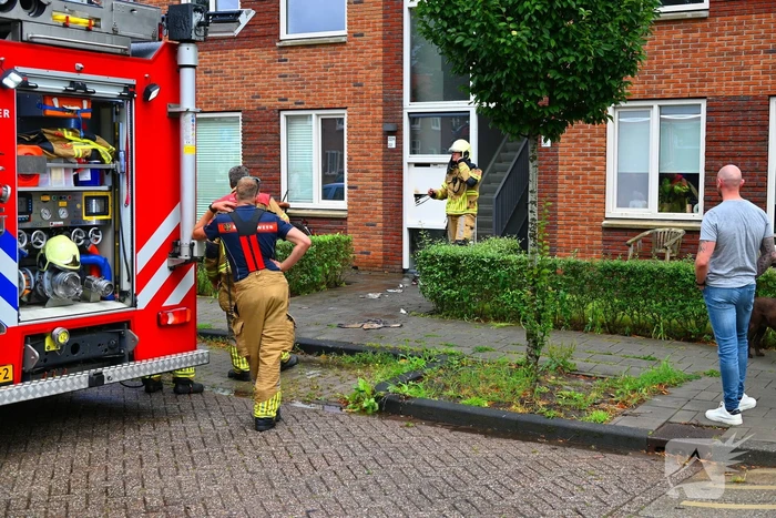 Brand in brievenbus portiekflat
