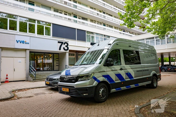 Drie aanhoudingen na verdachte vondst