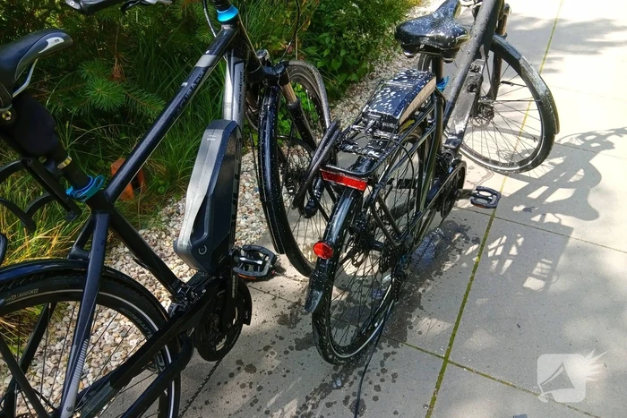 Oplettende omstanders blussen fietsbrand