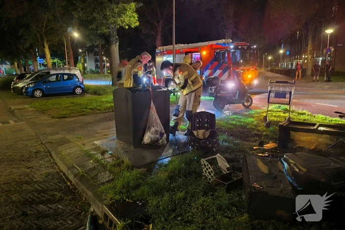 Brandend grofvuil snel geblust