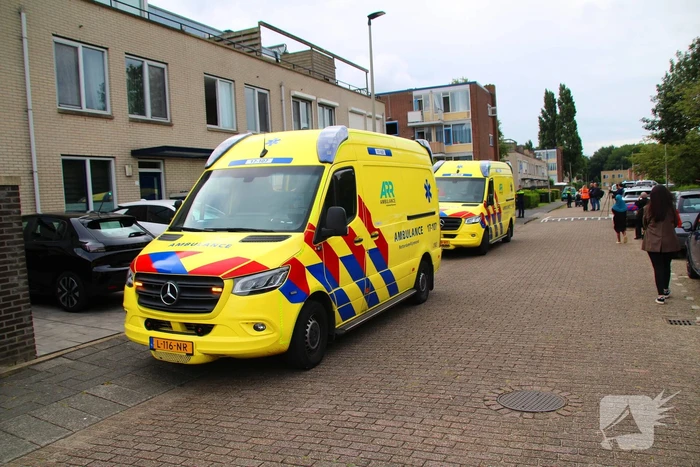Flatwoningbrand met grote inzet hulpdiensten