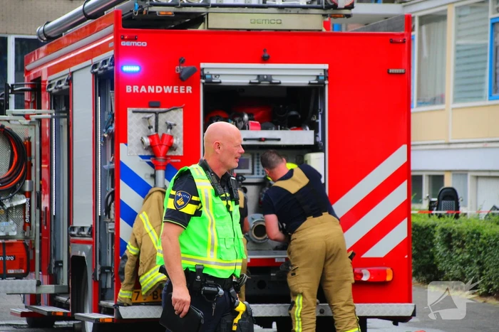 Flatwoningbrand met grote inzet hulpdiensten