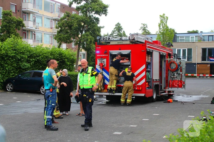 Flatwoningbrand met grote inzet hulpdiensten