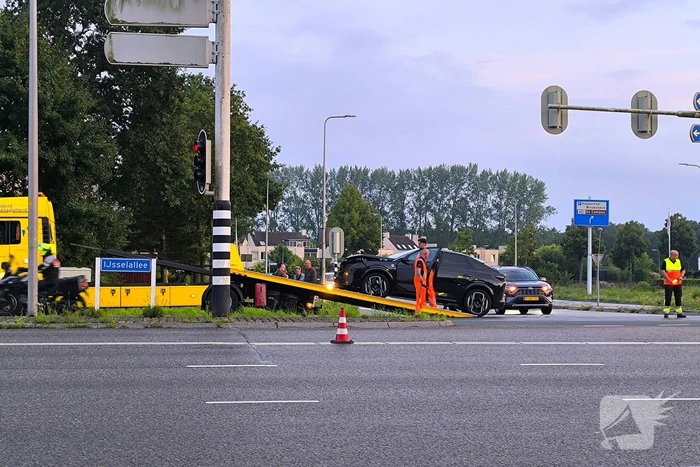Botsing veroorzaakt aanzienlijke autoschade