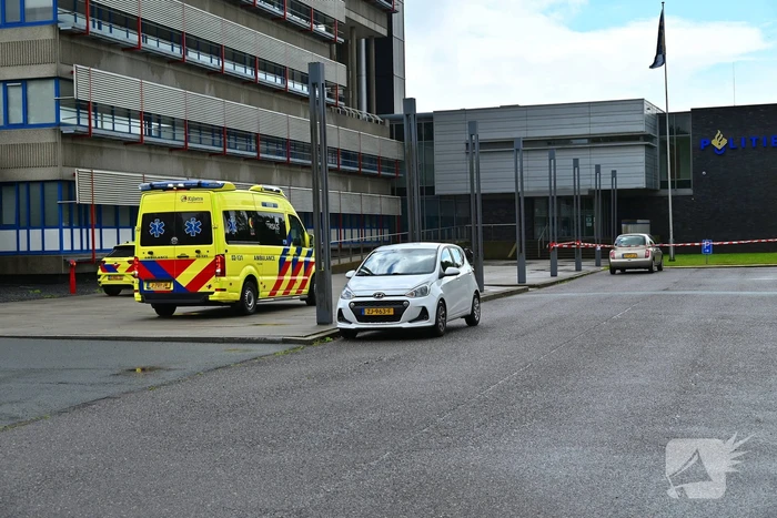 Slachtoffer steekpartij naar ziekenhuis