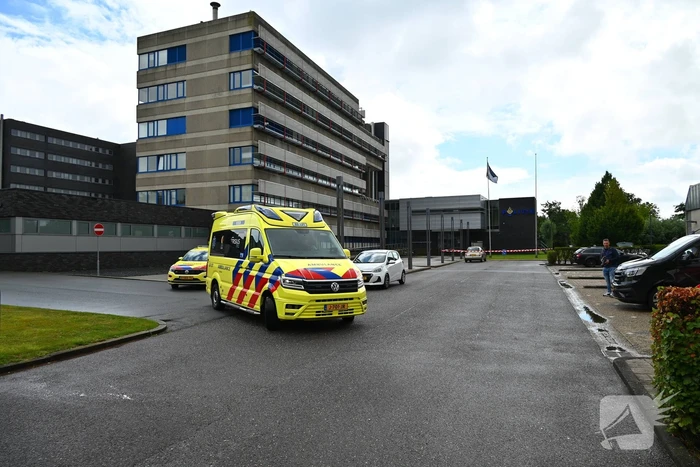 Slachtoffer steekpartij naar ziekenhuis