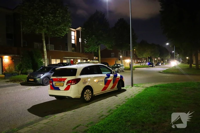 Benzinefles ontploft bij woning