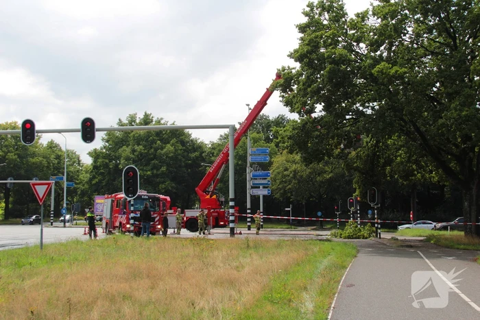 Provinciale weg deels afgesloten door stormschade